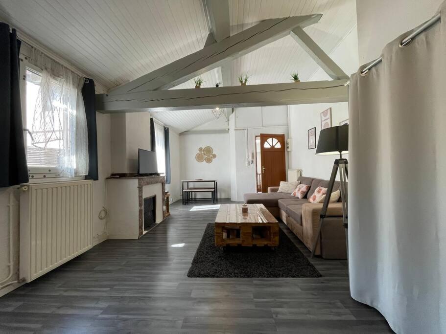 L'Appartement Marceau - 55M2 - Carcassonne Centre Buitenkant foto